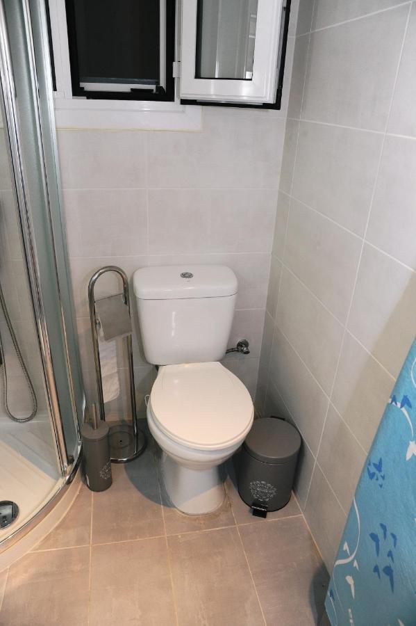 Freatida Apartment Piraeus Buitenkant foto