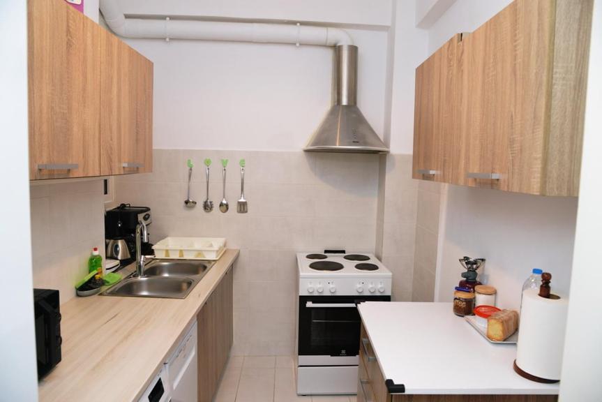 Freatida Apartment Piraeus Buitenkant foto